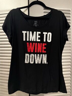 New York & Company Black Short-Sleeve 'Time to Wine Down' Graphic Tee